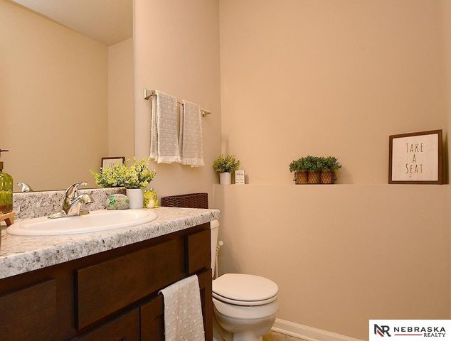 7405 N 144th Avenue, Omaha, NE 68007