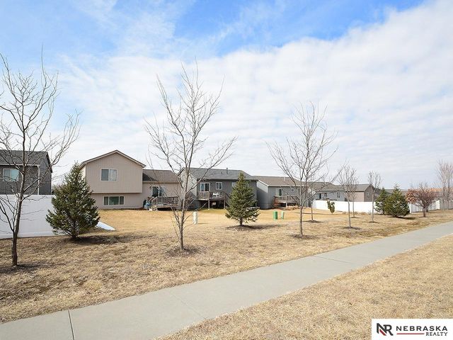 7405 N 144th Avenue, Omaha, NE 68007