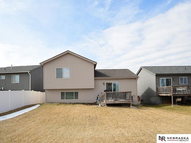 7405 N 144th Avenue, Omaha, NE 68007