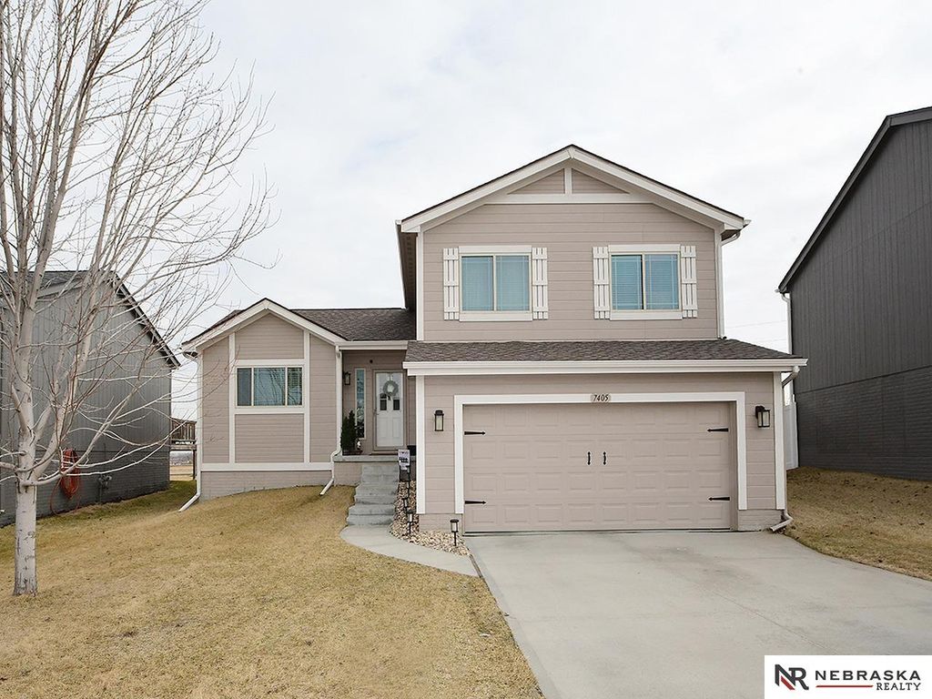 7405 N 144th Avenue, Omaha, NE 68007