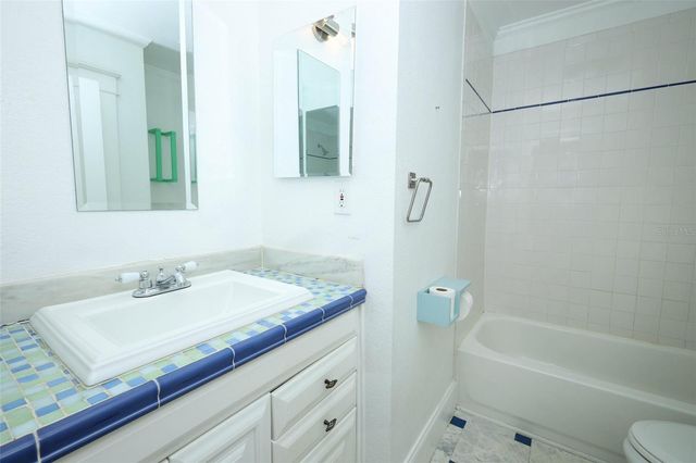 1001 E JEFFERSON STREET, Orlando, FL 32801