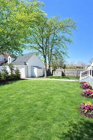 203 WASHINGTON Avenue, Cedarhurst, NY 11516