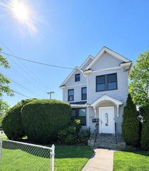 203 WASHINGTON Avenue, Cedarhurst, NY 11516