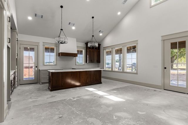 1170 Viney Grove Road, Prairie Grove, AR 72753