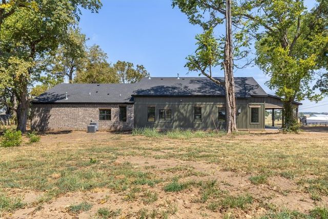 1170 Viney Grove Road, Prairie Grove, AR 72753