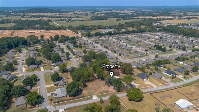 1170 Viney Grove Road, Prairie Grove, AR 72753