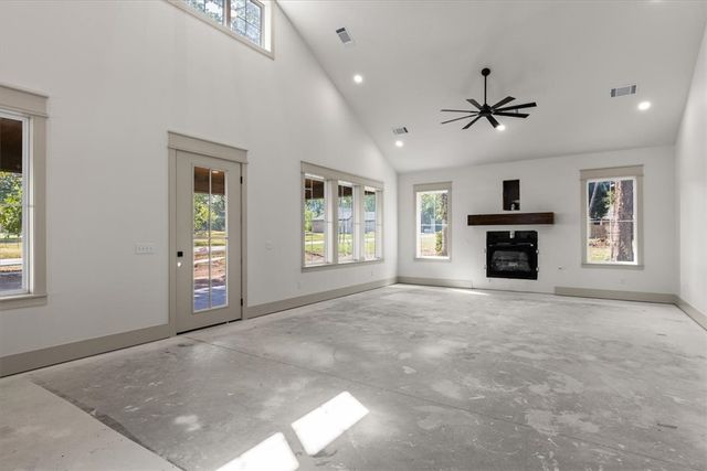 1170 Viney Grove Road, Prairie Grove, AR 72753