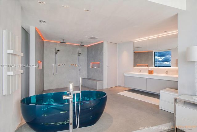 18555 Collins Avenue 3705, Sunny Isles Beach, FL 33160
