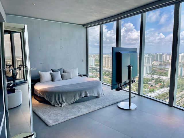 18555 Collins Avenue 3705, Sunny Isles Beach, FL 33160
