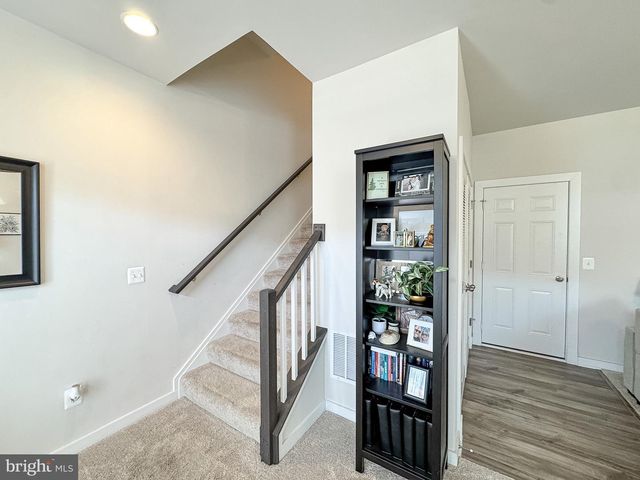 117 BEATSON ST, Fredericksburg, VA 22401