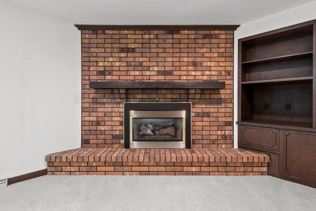 2450 HILLSIDE LANE, Green Bay, WI 54302