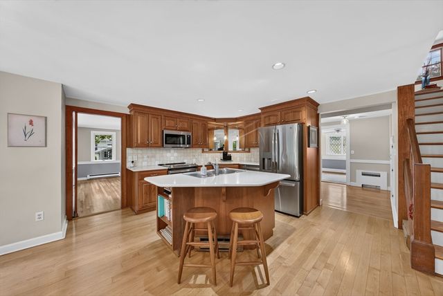 131 Prospect St, Wakefield, MA 01880