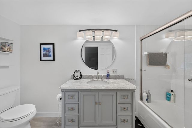 131 Prospect St, Wakefield, MA 01880
