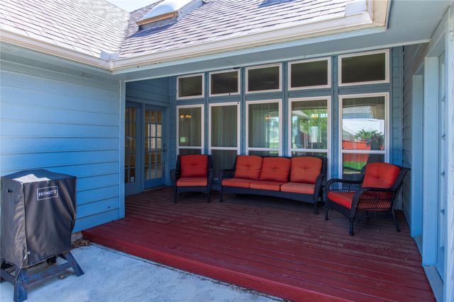 2009 Arbor Creek Drive, Carrollton, TX 75010