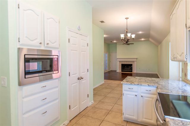 2009 Arbor Creek Drive, Carrollton, TX 75010