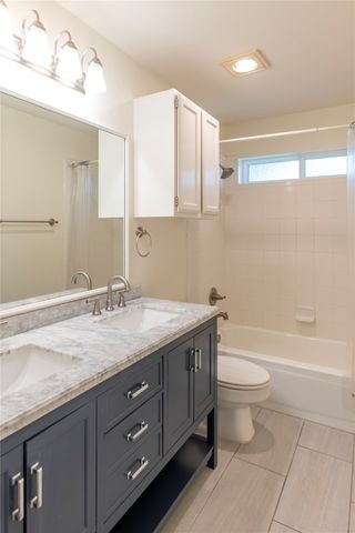 2009 Arbor Creek Drive, Carrollton, TX 75010