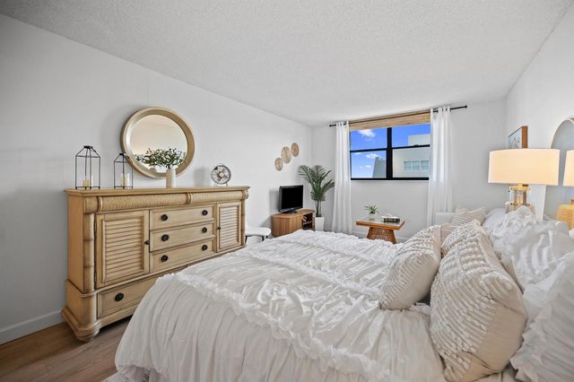 3540 S Ocean Boulevard 612, South Palm Beach, FL 33480