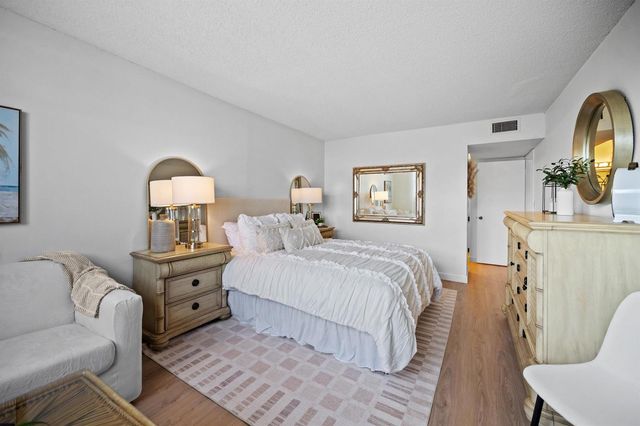 3540 S Ocean Boulevard 612, South Palm Beach, FL 33480