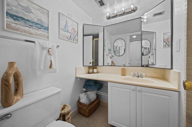 3540 S Ocean Boulevard 612, South Palm Beach, FL 33480