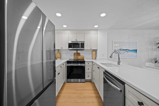 3540 S Ocean Boulevard 612, South Palm Beach, FL 33480