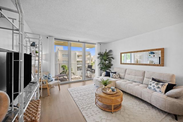 3540 S Ocean Boulevard 612, South Palm Beach, FL 33480
