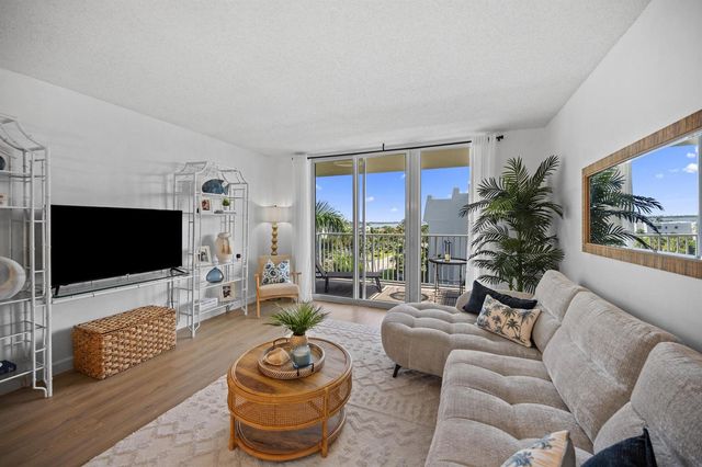 3540 S Ocean Boulevard 612, South Palm Beach, FL 33480