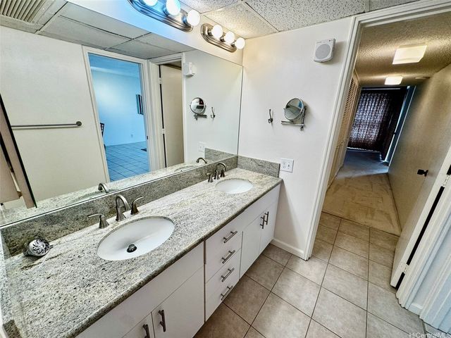 1650 Ala Moana Boulevard 911, Honolulu, HI 96815