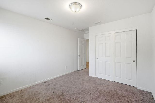 1799 Florence Avenue, Dinuba, CA 93618