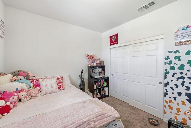 1799 Florence Avenue, Dinuba, CA 93618
