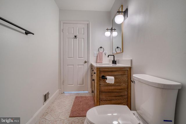 14235 MASTERPIECE LN, North Potomac, MD 20878