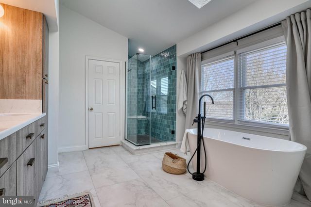 14235 MASTERPIECE LN, North Potomac, MD 20878