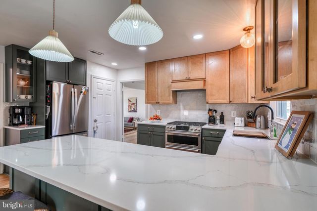 14235 MASTERPIECE LN, North Potomac, MD 20878