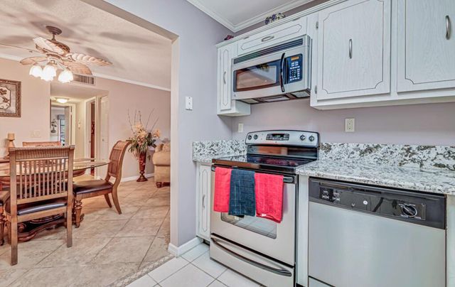 5030 Lakefront Boulevard D, Delray Beach, FL 33484