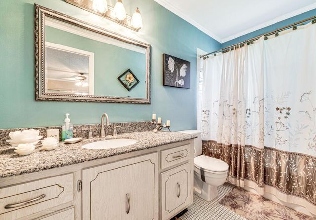 5030 Lakefront Boulevard D, Delray Beach, FL 33484