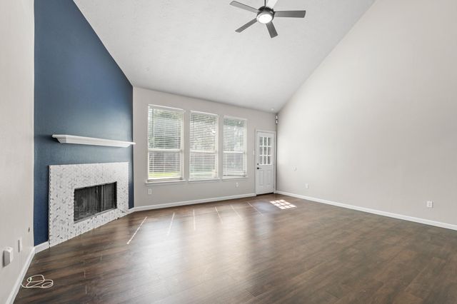 5114 Westwood Pines Drive, Katy, TX 77449