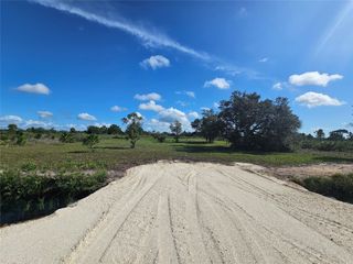 17019 NW 296th St, Okeechobee, FL 34972
