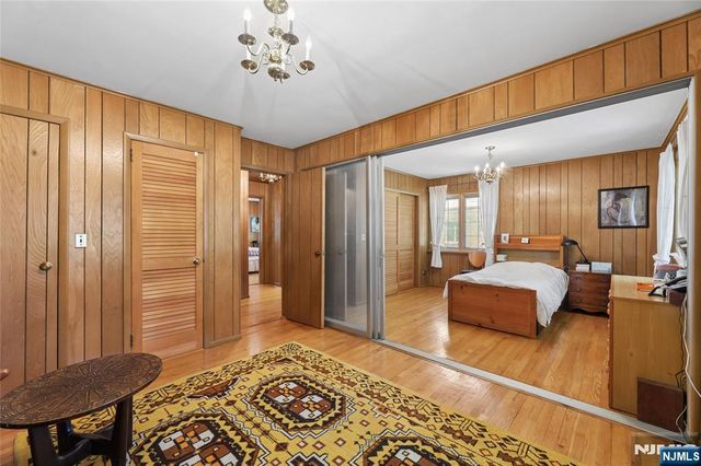 12 Beverly Road, Englewood Cliffs, NJ 07632