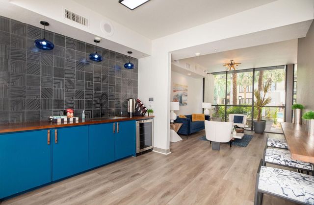 4001 Fannin Street 4325, Houston, TX 77004