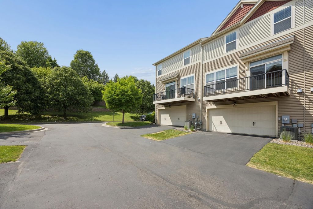 8405 Norwood Lane N, Maple Grove, MN 55369 — photo 4