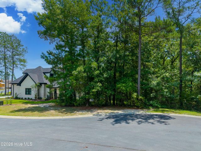 1403 Sasa Court SE, Bolivia, NC 28422