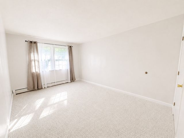 50 Danbury Dr 19, Methuen, MA 01844