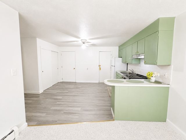 50 Danbury Dr 19, Methuen, MA 01844