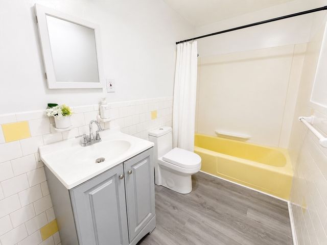 50 Danbury Dr 19, Methuen, MA 01844