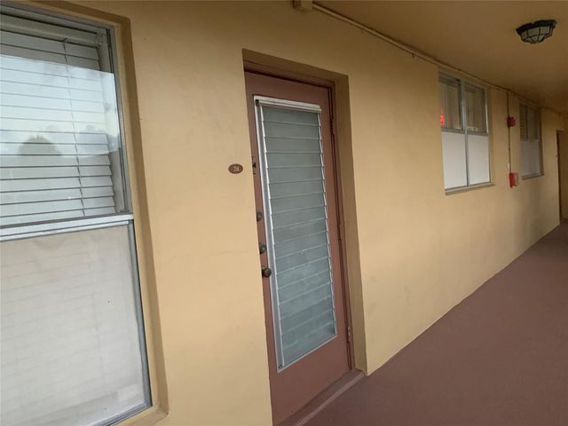 6051 NW 61st Avenue 211, Tamarac, FL 33319