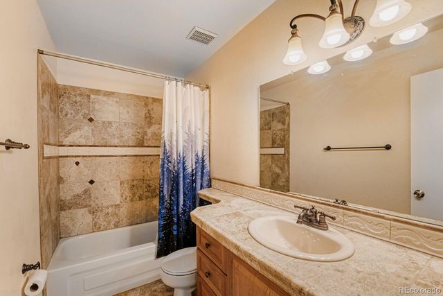 125 S 22nd Avenue 19, Brighton, CO 80601