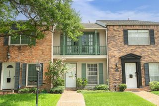 6342 Chevy Chase Drive 21, Houston, TX 77057