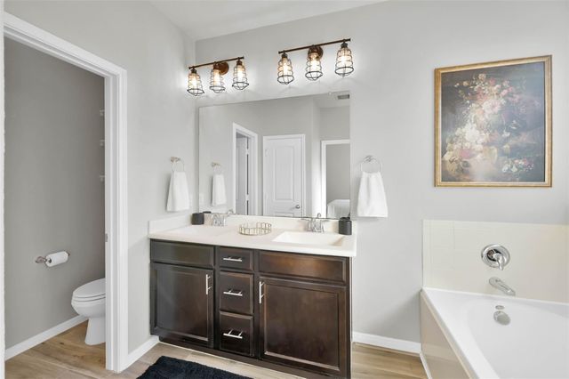 9466 E Woodmark, Conroe, TX 77304