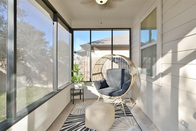 9466 E Woodmark, Conroe, TX 77304