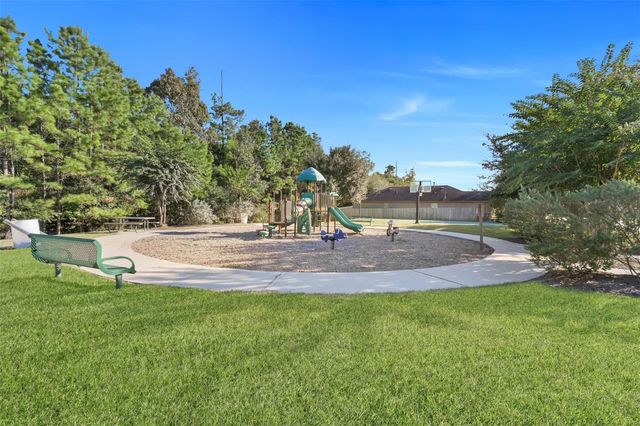 9466 E Woodmark, Conroe, TX 77304