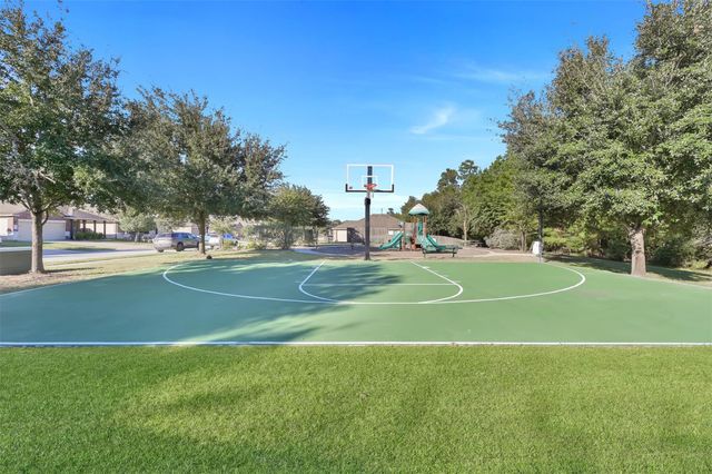 9466 E Woodmark, Conroe, TX 77304